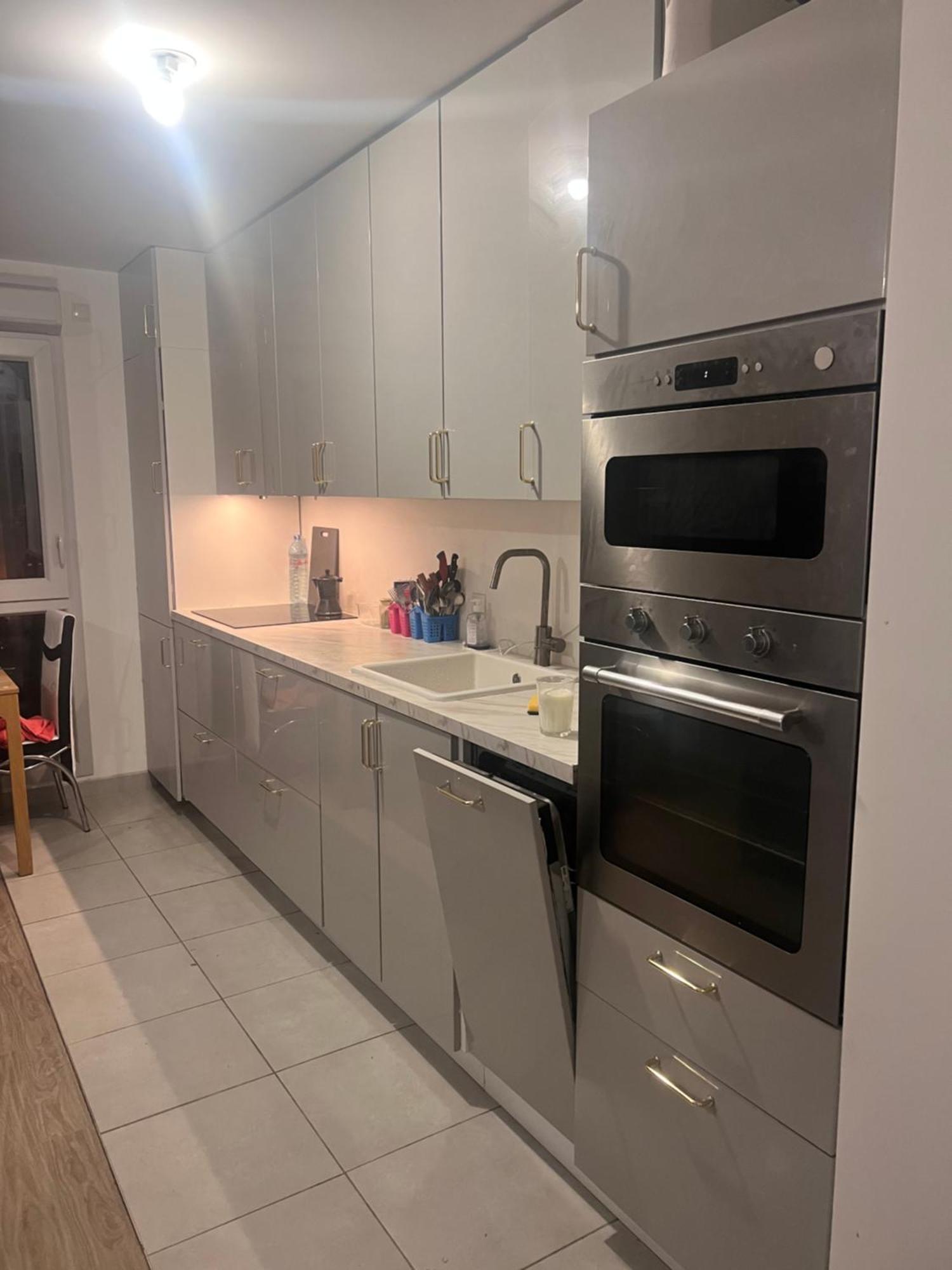 Chambre Individuelle Dans Un Appartement A 37 De Champs Elysees Sartrouville Exterior foto